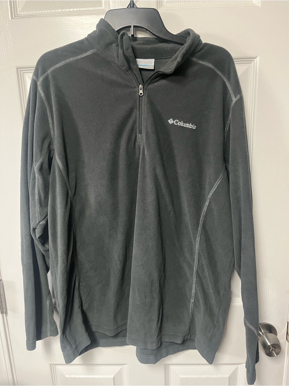 Columbia Men's Dark Gray Quarter-Zip Fleece Pullover